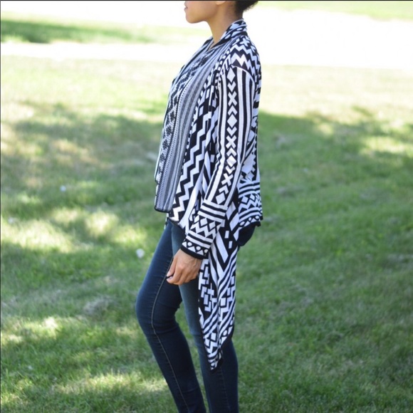 Say What Aztec Black & White Cardigan XL - Picture 2 of 7